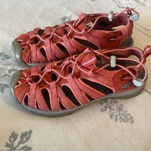 Keen Whisper Women's Waterproof Sport Sandals Shoes Size 7 Coral Orange 1018230